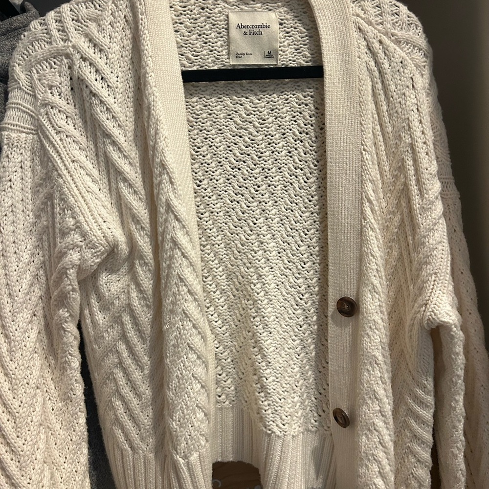 Abercrombie & Fitch Cream Cable Knit Cardigan Sweater
